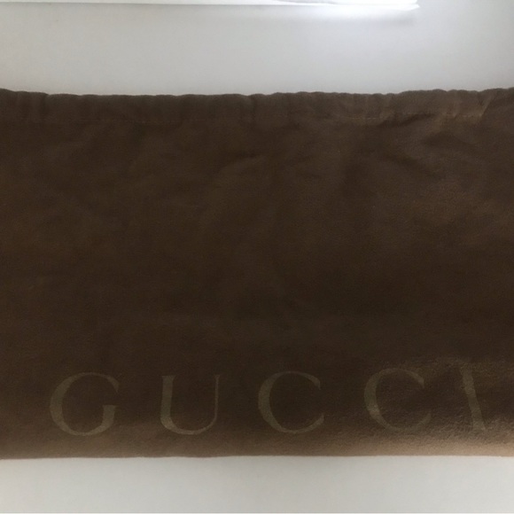 (AUTHENTIC) GUCCI BRITT  Calfskin Tote with Detachable Leather Crossbody Strap - Picture 10 of 10